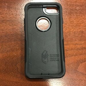 Perfect condition black otter box commuter series